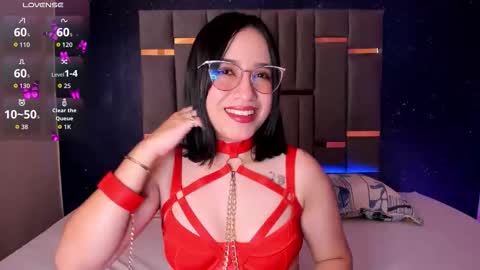 Annie online show from 11-30-25, 05:00