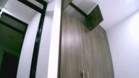 sweetapril_1991 online show from 10-24-25, 11:01