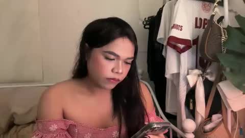 Leith Madrigal online show from 02-20-26, 02:17