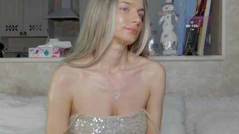 sweetbabyxx2021 online show from 12-30-24, 05:04