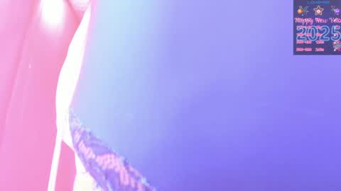 Snapshot of sweetbambi19 chatting on 01-28-25, 09:08 Andrea  online show from 01-28-25, 09:08