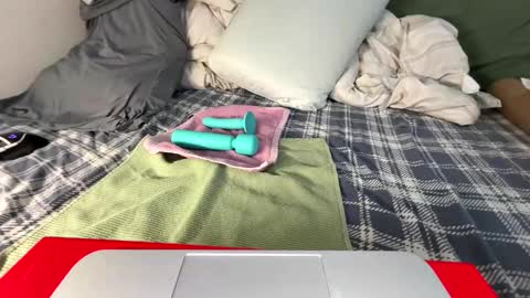 Sweetbear online show from 03-11-26, 12:22