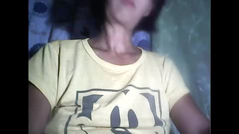 Snapshot of sweetbella24 chatting on 09-20-25, 01:56 im anne online show from 09-20-25, 01:56