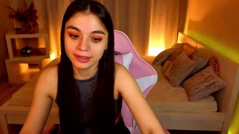 Kim online show from 04-21-26, 01:53