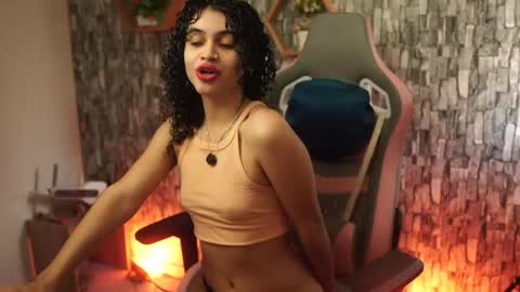 Snapshot of sweetbonii chatting on 05-22-26, 07:41 Salom independent model online show from 05-22-26, 07:41