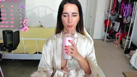 Anna online show from 02-15-25, 06:23