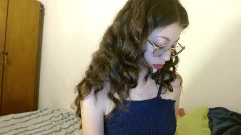 Snapshot of sweetcalm_ chatting on 05-27-26, 03:14 sweetcalm_ online show from 05-27-26, 03:14
