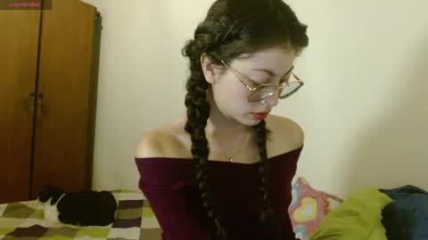 Snapshot of sweetcalm_ chatting on 05-31-26, 03:58 sweetcalm_ online show from 05-31-26, 03:58