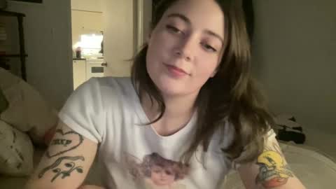 Snapshot of sweetcandyangel chatting on 02-03-25, 04:46 sweetcandy online show from 02-03-25, 04:46