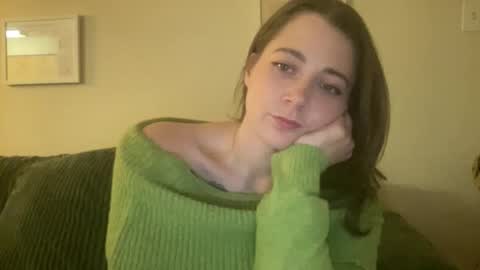 Snapshot of sweetcandyangel chatting on 11-15-25, 04:43 sweetcandy online show from 11-15-25, 04:43