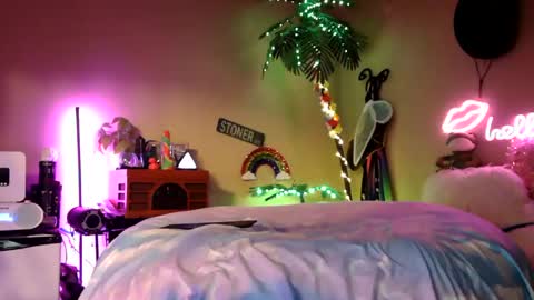 Jillian online show from 02-14-26, 03:47