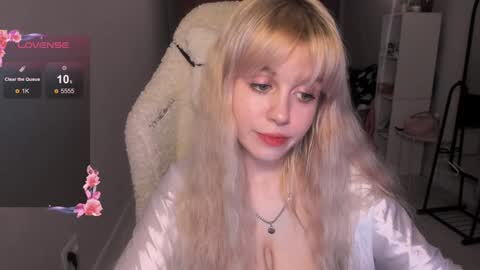 Lisa online show from 12-30-24, 10:23