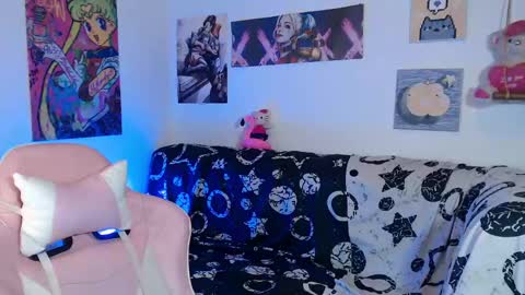       Independent model online show from 02-22-25, 06:39