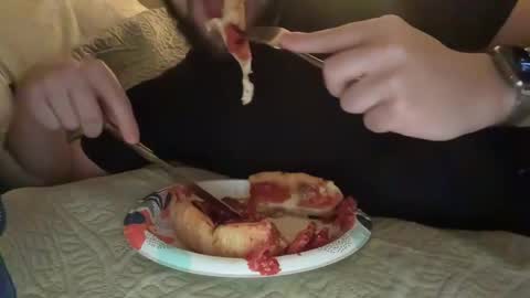 Snapshot of sweetcub28 chatting on 11-23-25, 03:06 SureThing online show from 11-23-25, 03:06