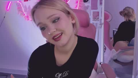 Lane online show from 10-22-25, 07:57