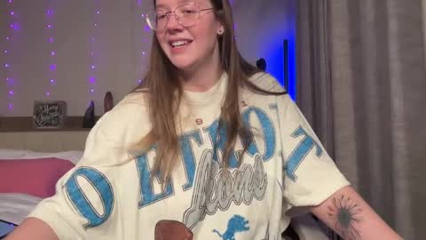 Delilah Samson online show from 12-06-24, 07:54