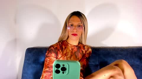 Snapshot of sweetdesaire chatting on 01-23-25, 01:30 Amelia online show from 01-23-25, 01:30