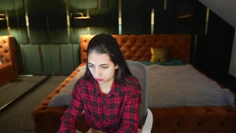 Amelia online show from 05-04-26, 06:53