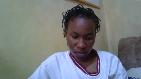 sweetdiva2012 online show from 02-14-25, 07:38