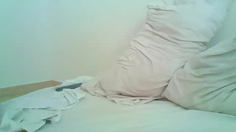 Snapshot of sweetdoll6 chatting on 05-01-26, 01:48 Sweet Doll online show from 05-01-26, 01:48