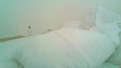 Snapshot of sweetdoll6 chatting on 05-10-26, 08:03 Sweet Doll online show from 05-10-26, 08:03