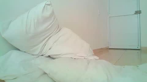 Snapshot of sweetdoll6 chatting on 05-13-26, 02:25 Sweet Doll online show from 05-13-26, 02:25