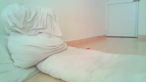 Snapshot of sweetdoll6 chatting on 05-19-26, 02:01 Sweet Doll online show from 05-19-26, 02:01
