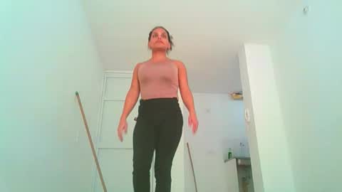 Snapshot of sweetdoll6 chatting on 06-02-26, 08:33 Sweet Doll online show from 06-02-26, 08:33