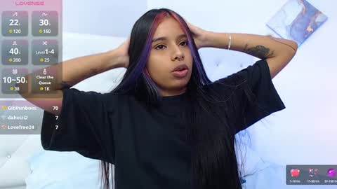 Snapshot of sweetebony_20 chatting on 12-30-24, 08:47 Gabriela online show from 12-30-24, 08:47