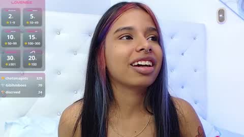 Snapshot of sweetebony_20 chatting on 12-30-24, 11:49 Gabriela online show from 12-30-24, 11:49