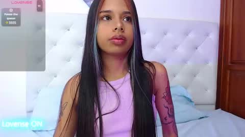 Snapshot of sweetebony_20 chatting on 03-06-25, 04:19 Gabriela online show from 03-06-25, 04:19