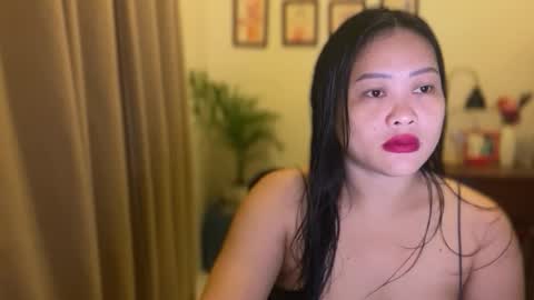 Snapshot of sweetestsmile_ chatting on 09-20-25, 03:29 Khaye online show from 09-20-25, 03:29