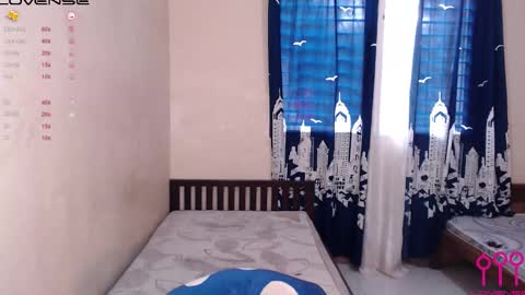 sweetkatniss online show from 01-27-25, 01:59