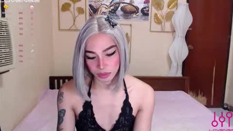 sweetkatniss online show from 09-27-25, 04:28