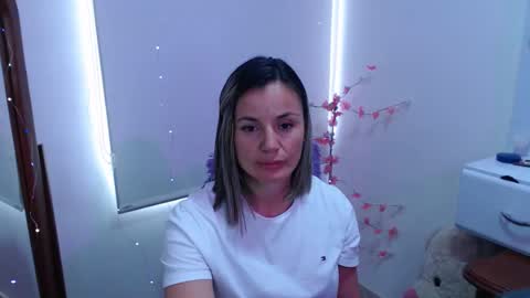 Snapshot of sweetfantasyy69 chatting on 05-05-26, 07:55 sweef online show from 05-05-26, 07:55