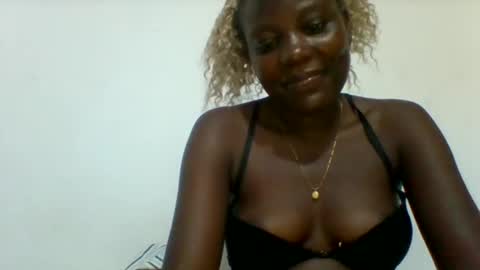 Snapshot of sweetfel chatting on 04-16-26, 10:23 sweetfel online show from 04-16-26, 10:23