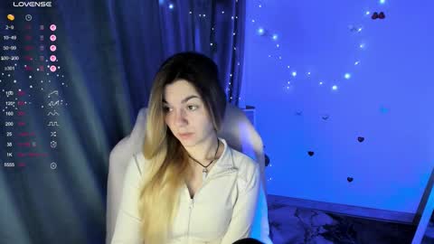 sweetfoyou online show from 12-17-25, 06:52