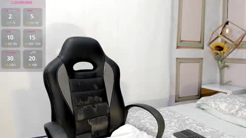 Snapshot of sweetgirl4u_ chatting on 03-08-25, 03:56 MIA  online show from 03-08-25, 03:56
