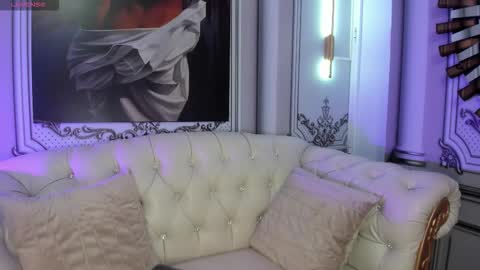 Snapshot of sweetgirl4u_ chatting on 09-10-25, 10:04 MIA  online show from 09-10-25, 10:04