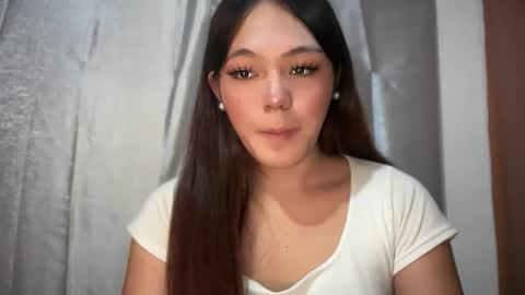 Snapshot of sweetgirl_ayesha chatting on 11-13-25, 04:44 Ayesha online show from 11-13-25, 04:44