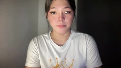 Snapshot of sweetgirl_ayesha chatting on 11-25-25, 01:27 Ayesha online show from 11-25-25, 01:27