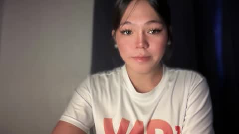 Snapshot of sweetgirl_ayesha chatting on 11-26-25, 12:44 Ayesha online show from 11-26-25, 12:44