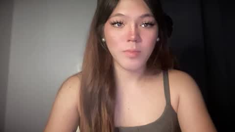 Snapshot of sweetgirl_ayesha chatting on 11-28-25, 01:52 Ayesha online show from 11-28-25, 01:52