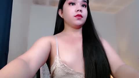 Snapshot of sweetgirl_mayxx chatting on 01-06-26, 11:51 May online show from 01-06-26, 11:51