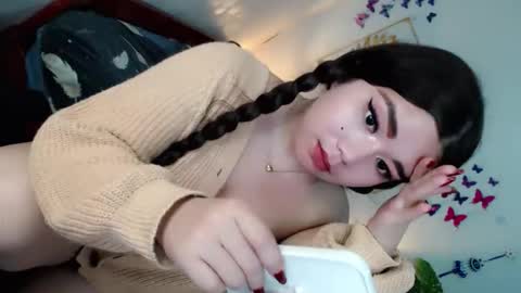 May online show from 05-01-26, 01:43