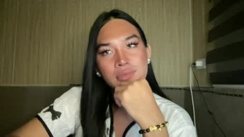 sweetgirl_rhainexxx online show from 06-14-26, 07:16