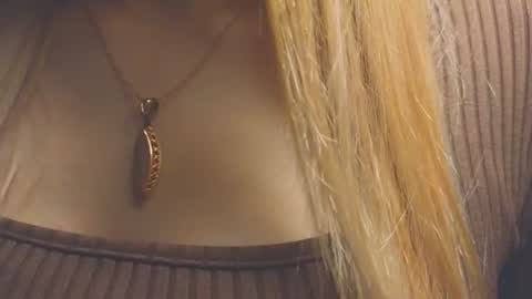 Snapshot of sweetgirldarling chatting on 06-14-26, 06:54 sweetgirldarling online show from 06-14-26, 06:54