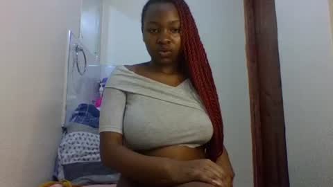 Snapshot of sweetheat69699 chatting on 07-26-26, 02:35 sweetheat69699 online show from 07-26-26, 02:35