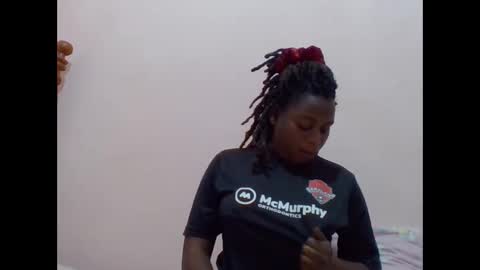 sweetib1 online show from 05-10-26, 07:02