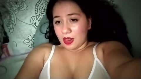 Ana Mara  i cant Make noise My family is here  online show from 02-20-25, 03:56